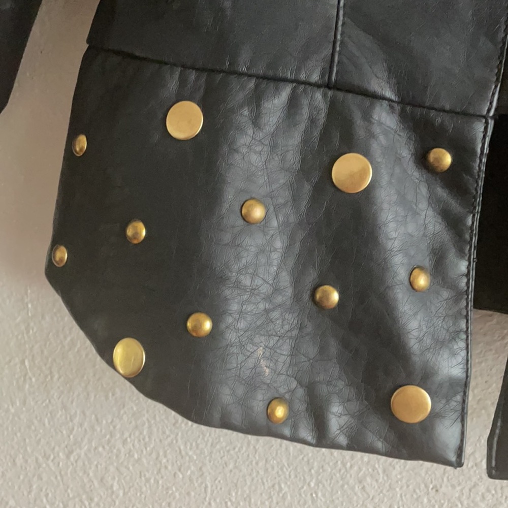 Cute Leather Jacket Very Good Condition - image 3